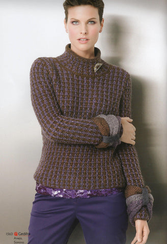 Womens Hand Knit Wool Turtleneck Sweater 70K - KnitWearMasters