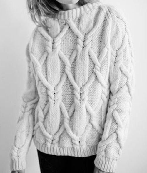 Womens Hand Knit Crew Neck Sweater 20G - KnitWearMasters